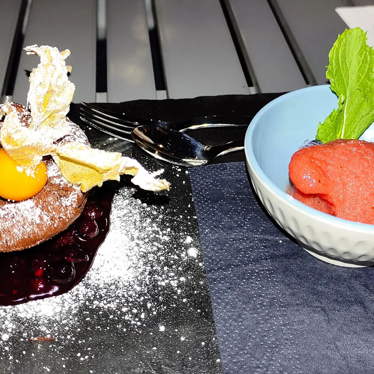 Warmer Schokokuchen Mit Eis