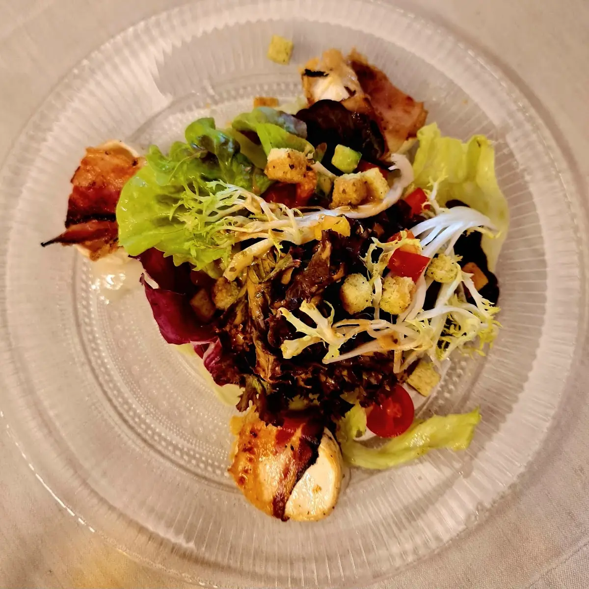 Ziegenkäse Im Speckmantel Mit Salat