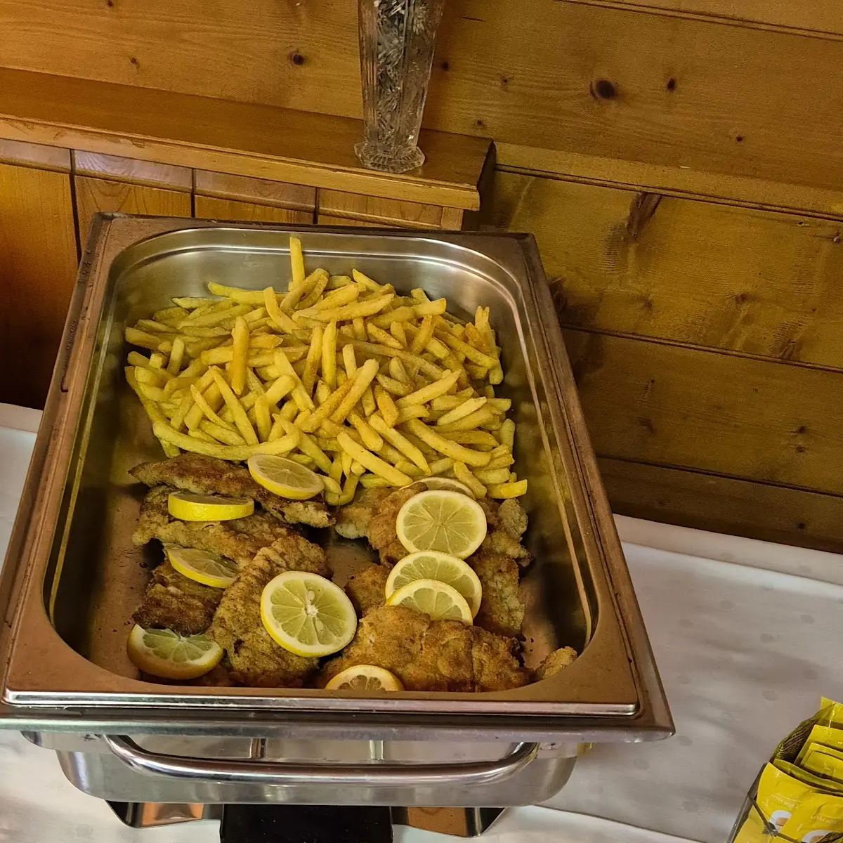 Wiener Schnitzel Und Pommes