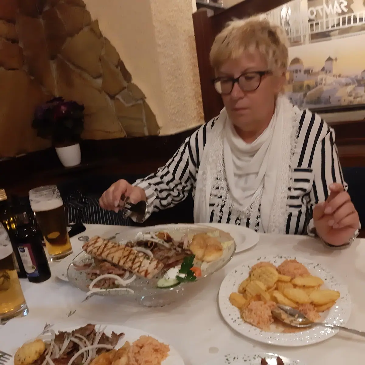 Santorini Teller