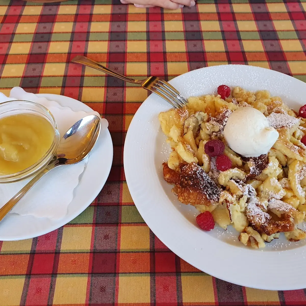 Kugel Vanilleeis