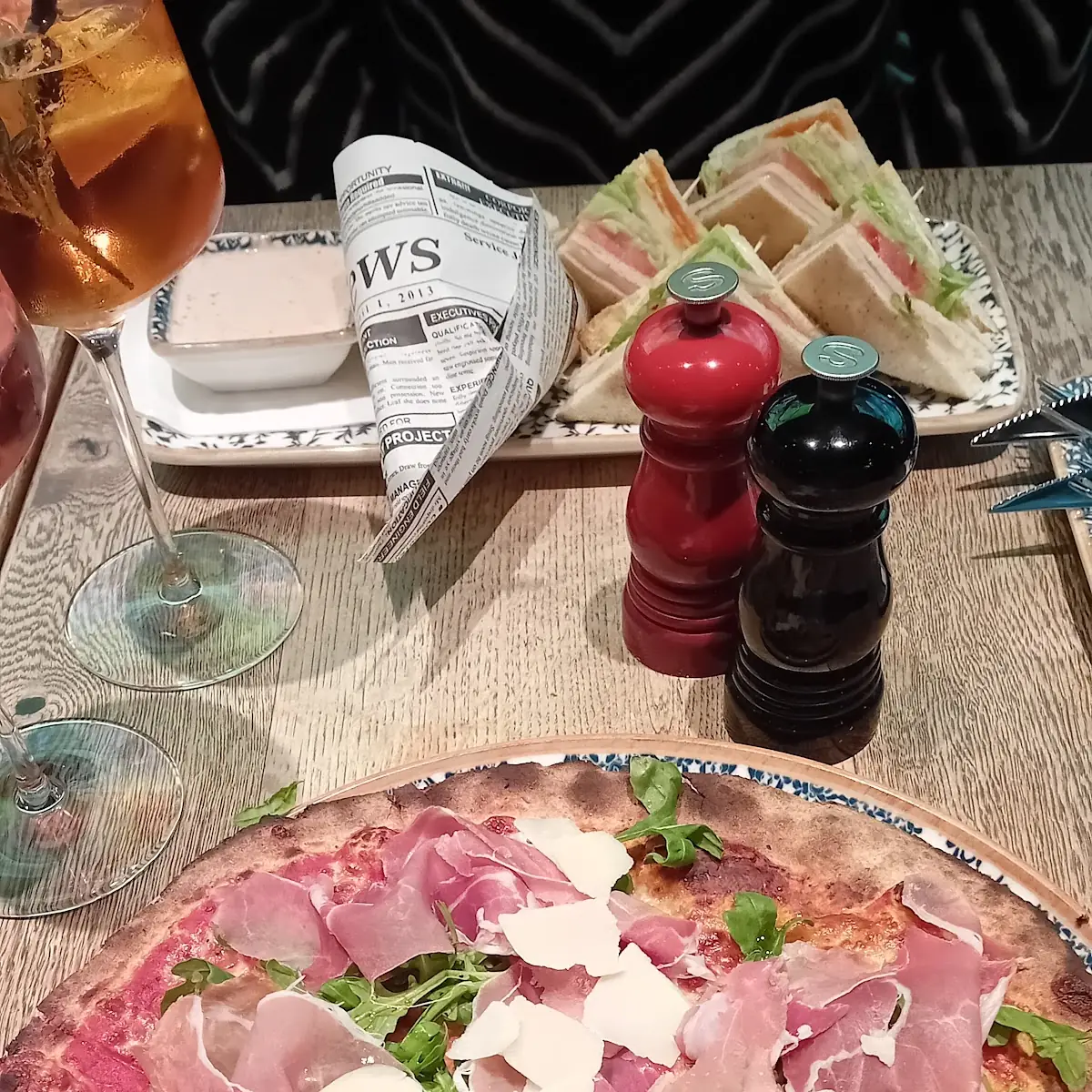 Vollkornpizza Rucola Prosciutto Crudo