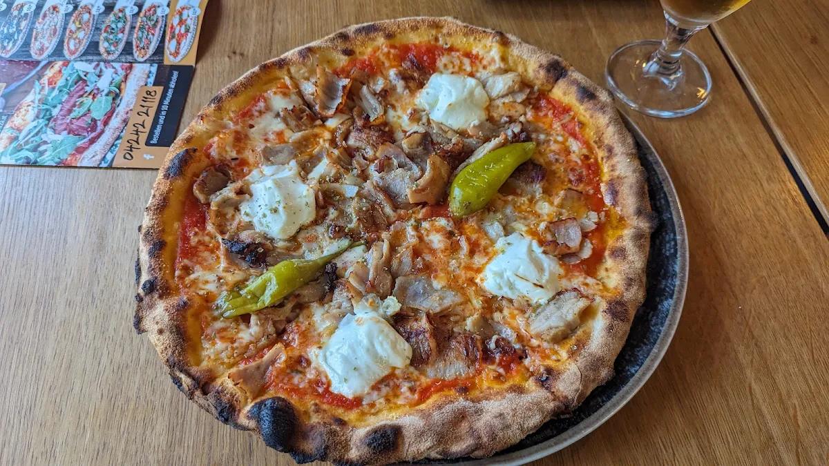 Kebab Pizza