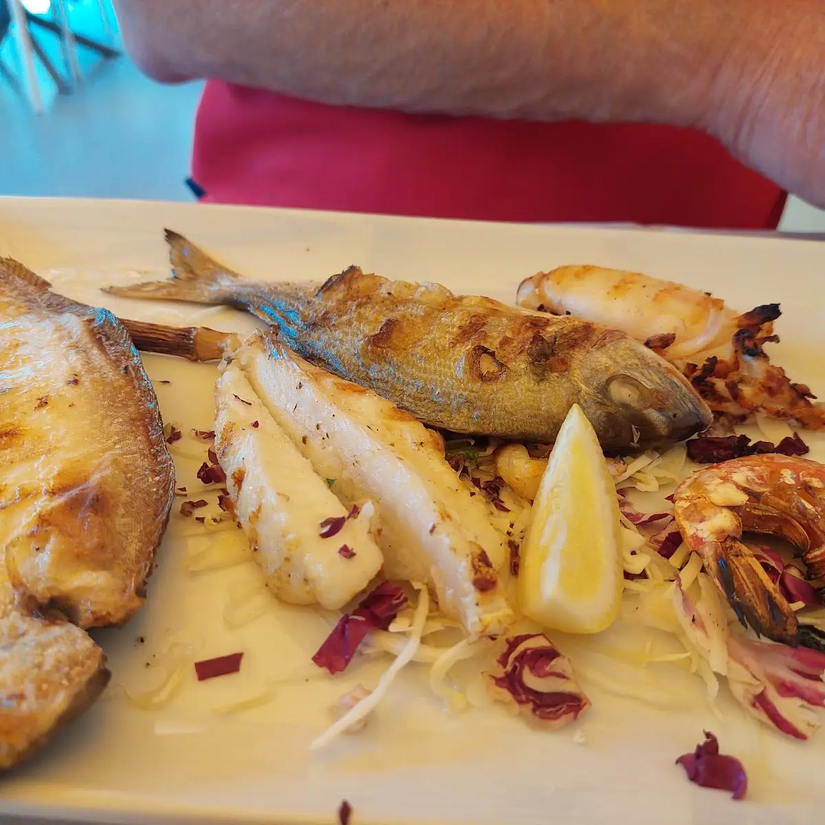 Gegrillte Fischplatte