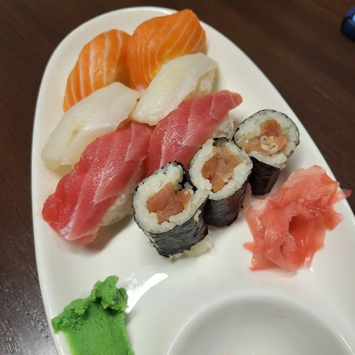 Sushi and Sashimi Combo