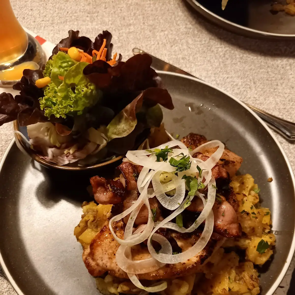 Kottlett Mit Speck Und Bratkartoffeln