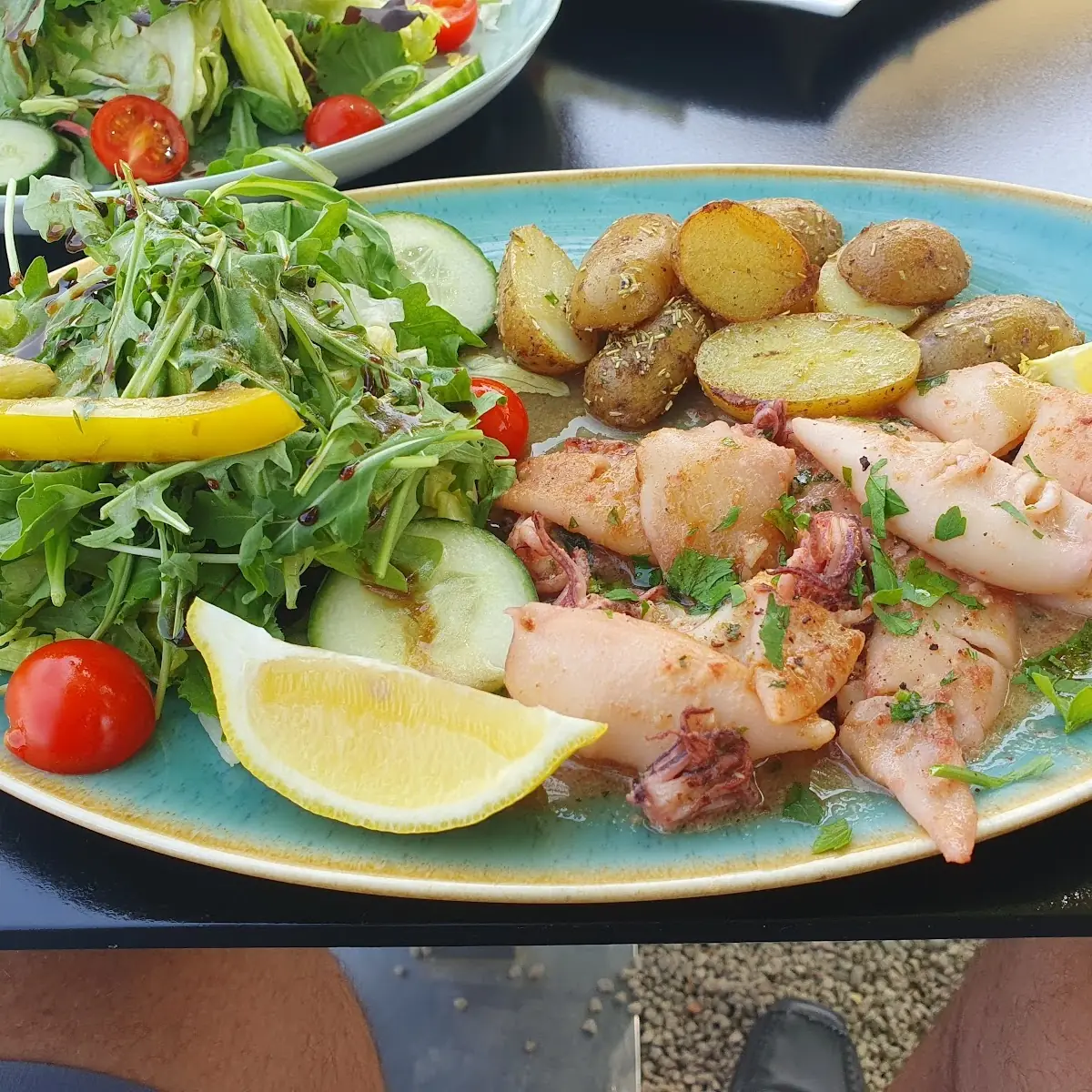 Calamari Mit Rosmarinkartoffeln