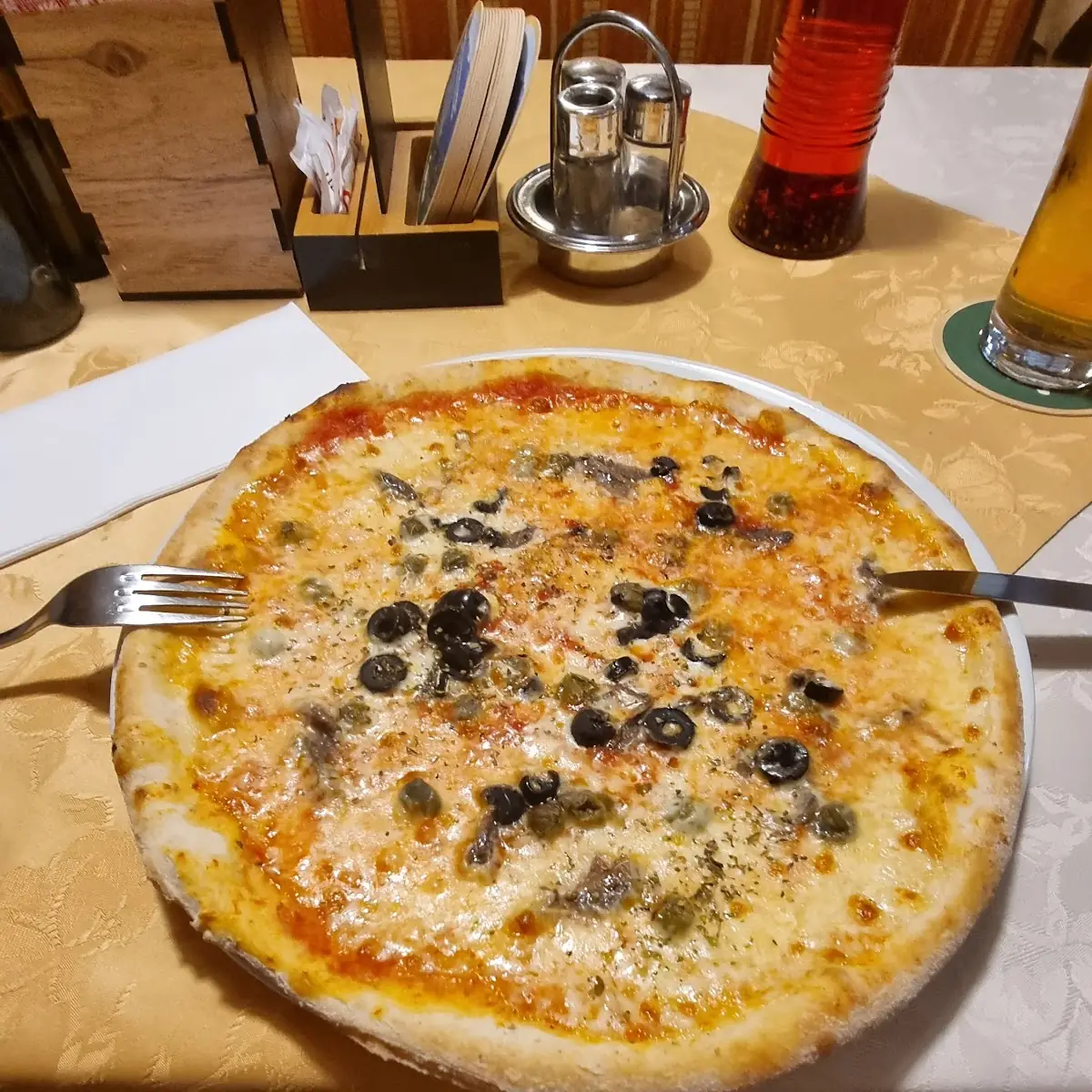 Pizza Siciliana Mit Sardellen Oliven Etc