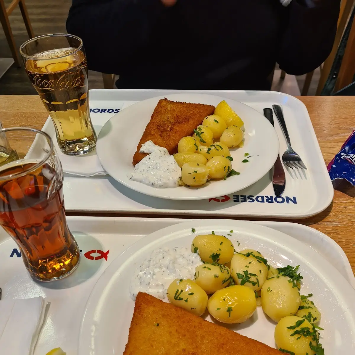 Fish Crispy with Potatoes and Sauce