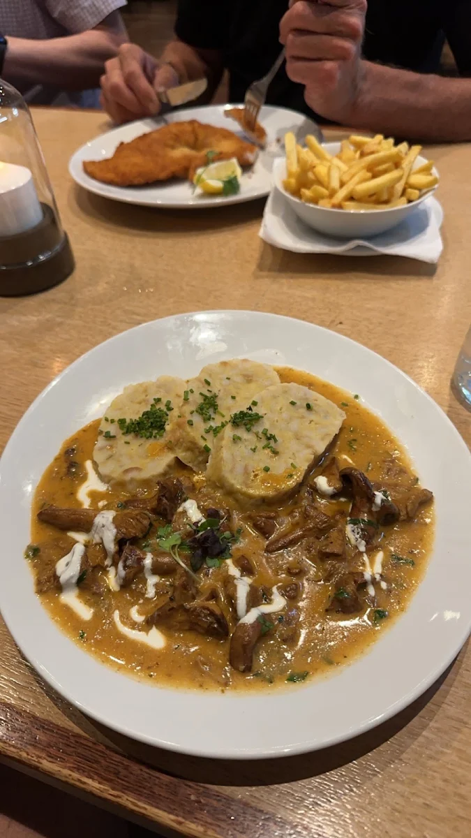Kalbsrahmgulasch