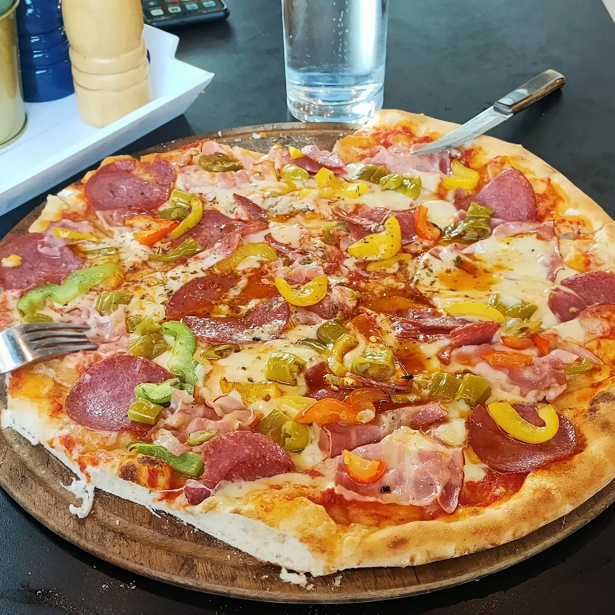 Pizza Diavolo Mittlere Grösse