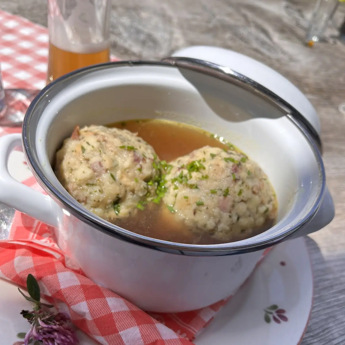Speckknödelsuppe