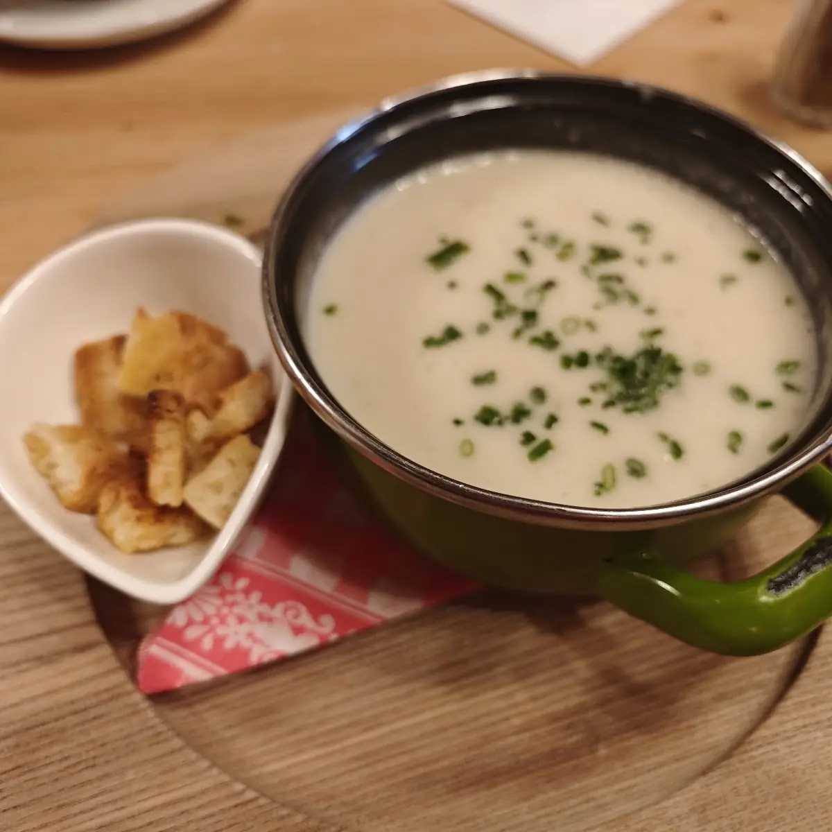 Knoblauchsuppe, Waldhäuslalm