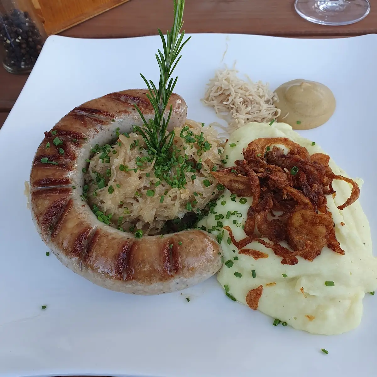 Hausgemachte Bratwurst