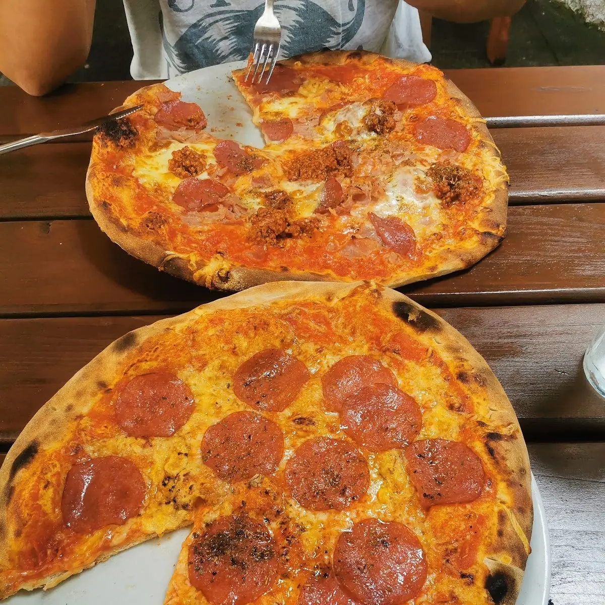 Salami Pizza