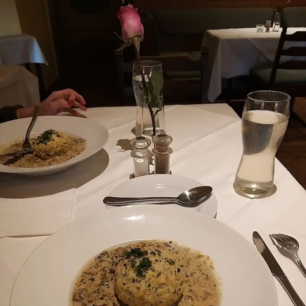 Steinpilzsouce Mit Semmelknödel