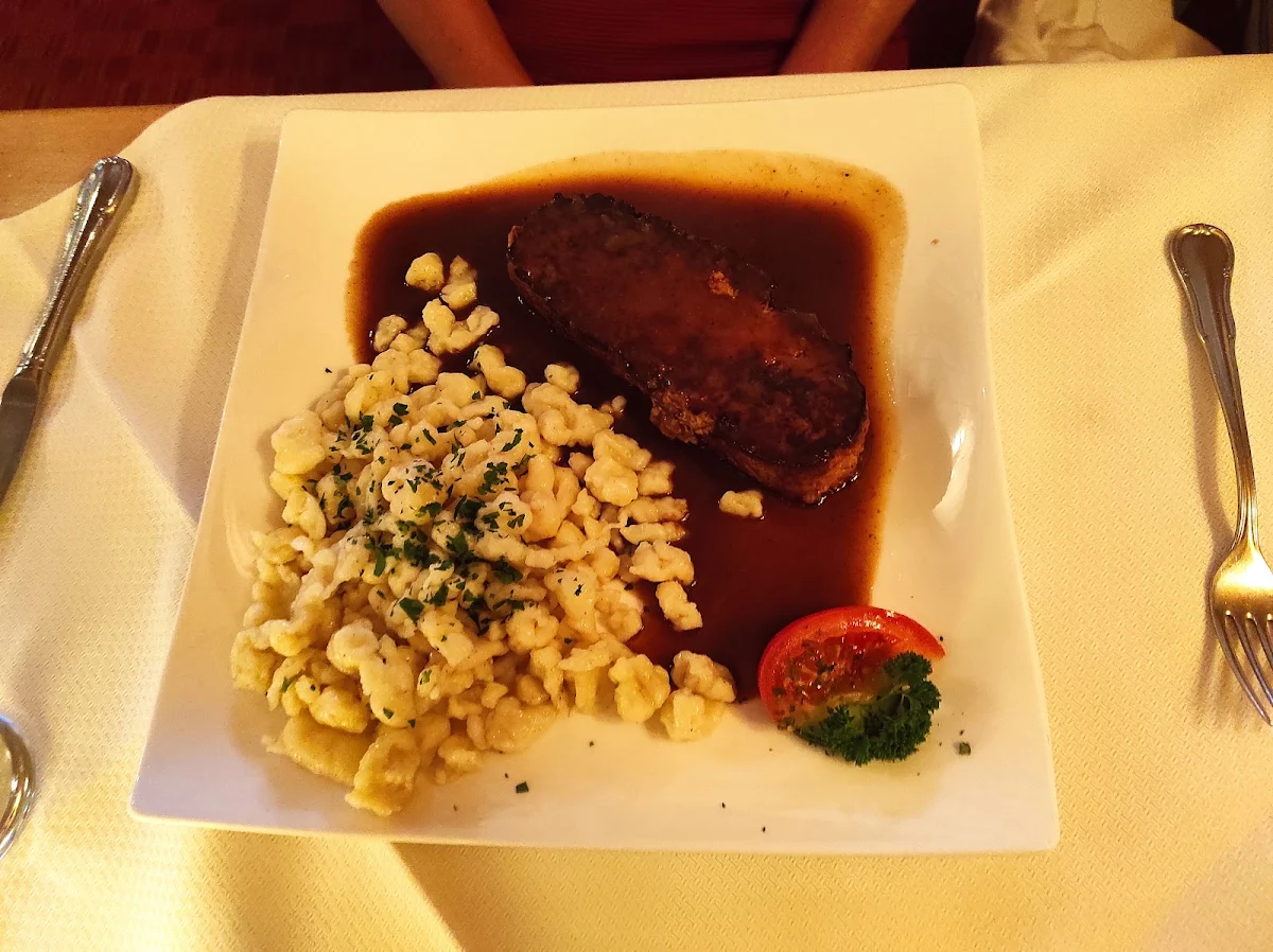 Hackbraten Mit Spätzle