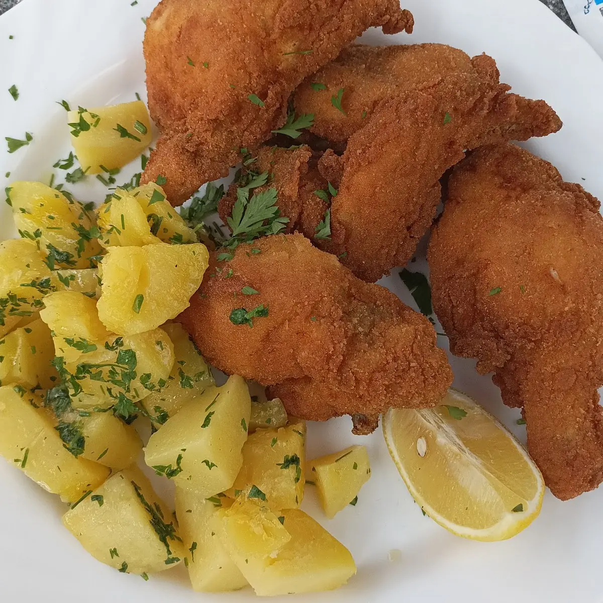 Backhendl Mit Petersilkartoffel