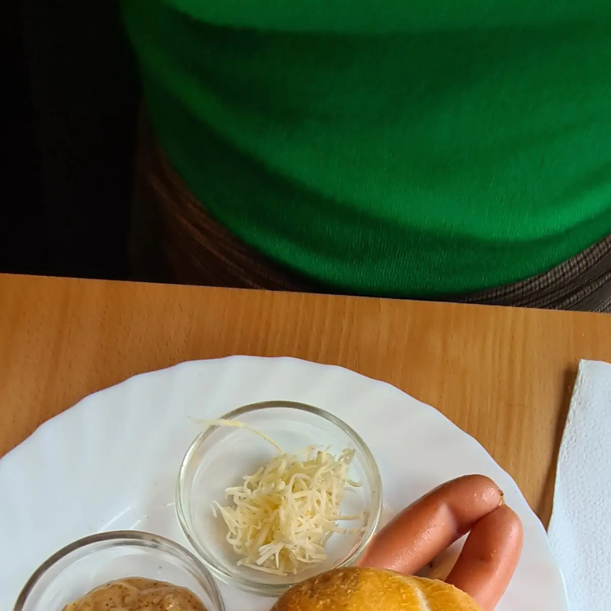Paar Sacher Würstel