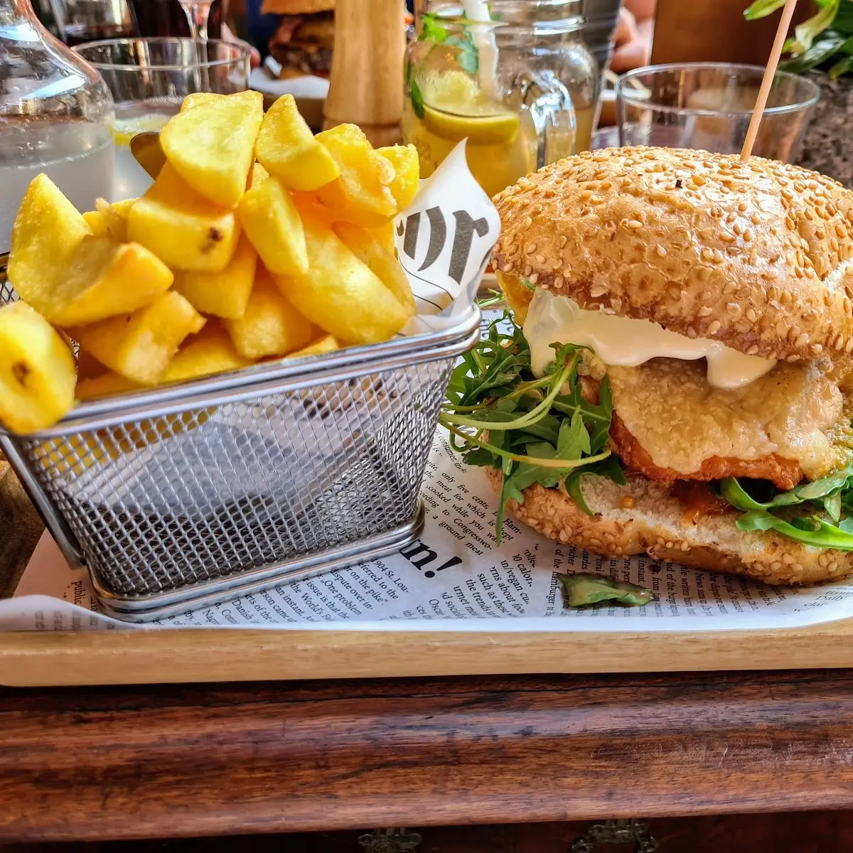 Lachs Burger
