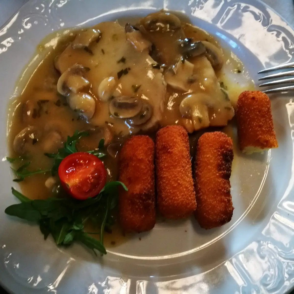 Naturschnitzel Mit Kroketten