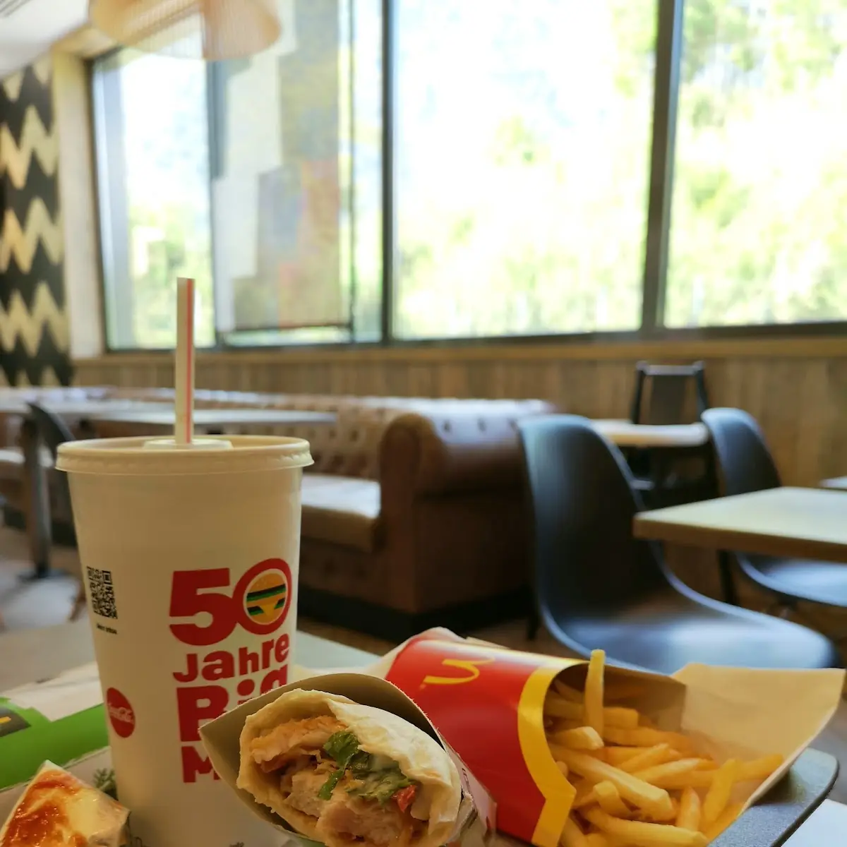 Wrap Chips and Cola