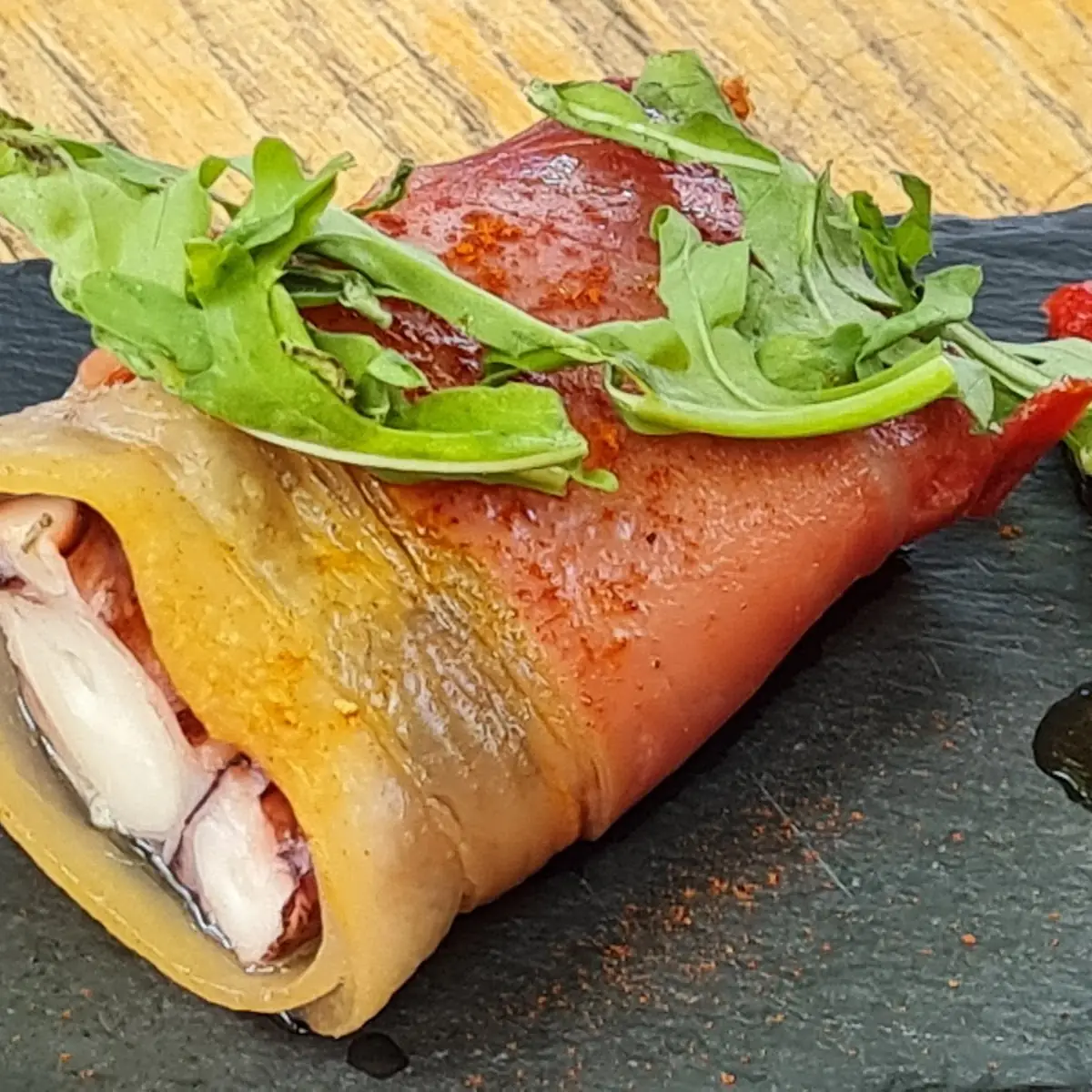 Pulpo Con Serrano