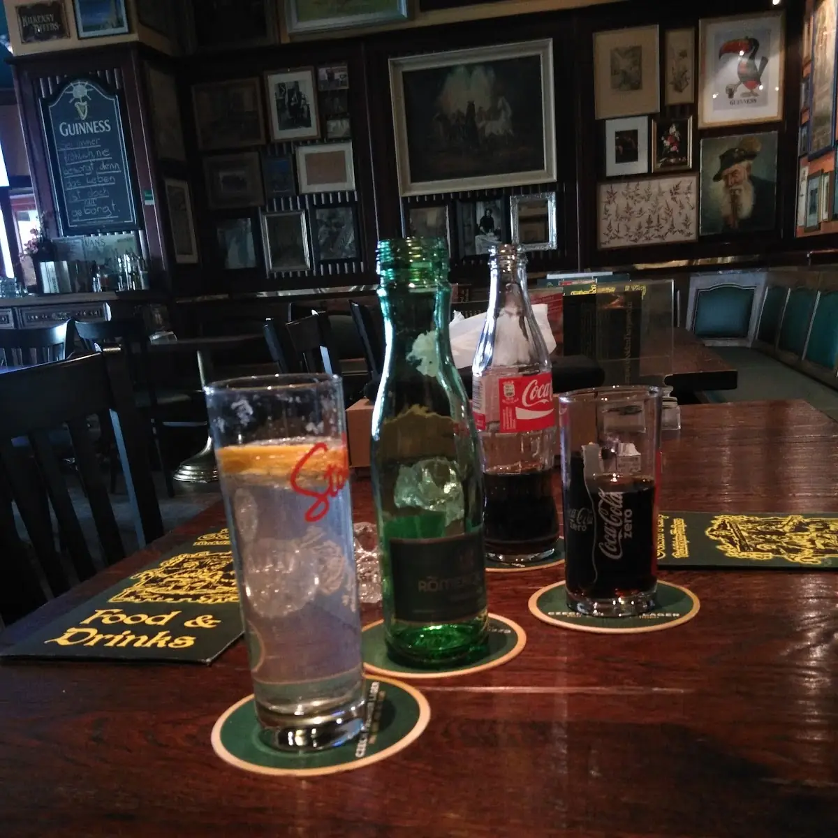 Coca Cola, The Golden Harp Irish Pub Rudolfsheim-Fünfhaus
