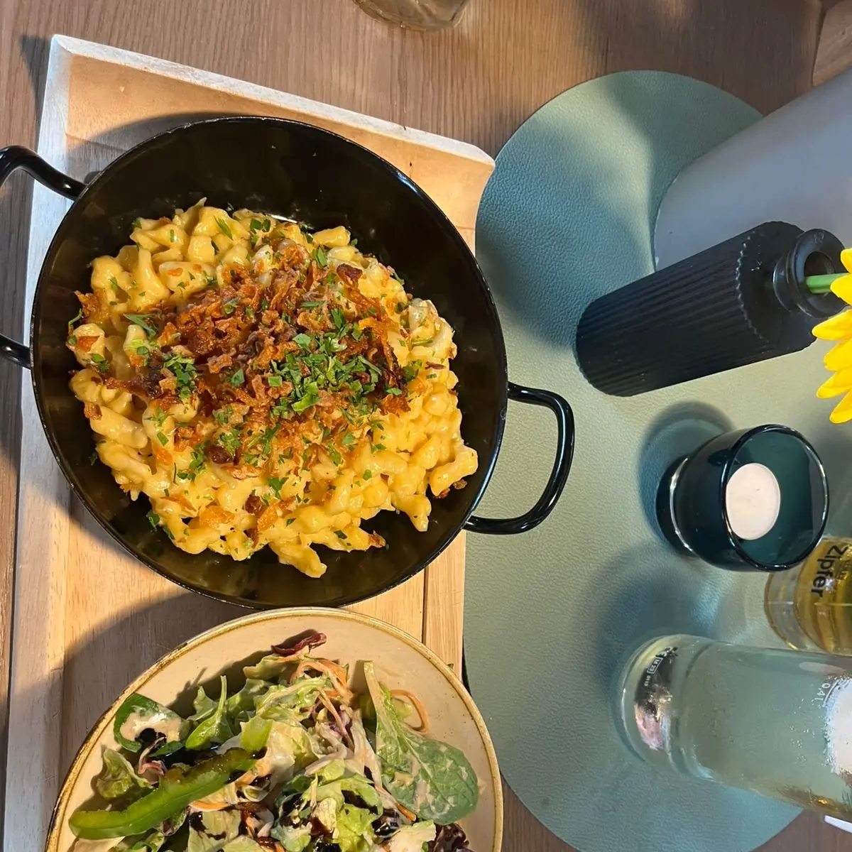Käsespätzle Mit Salat