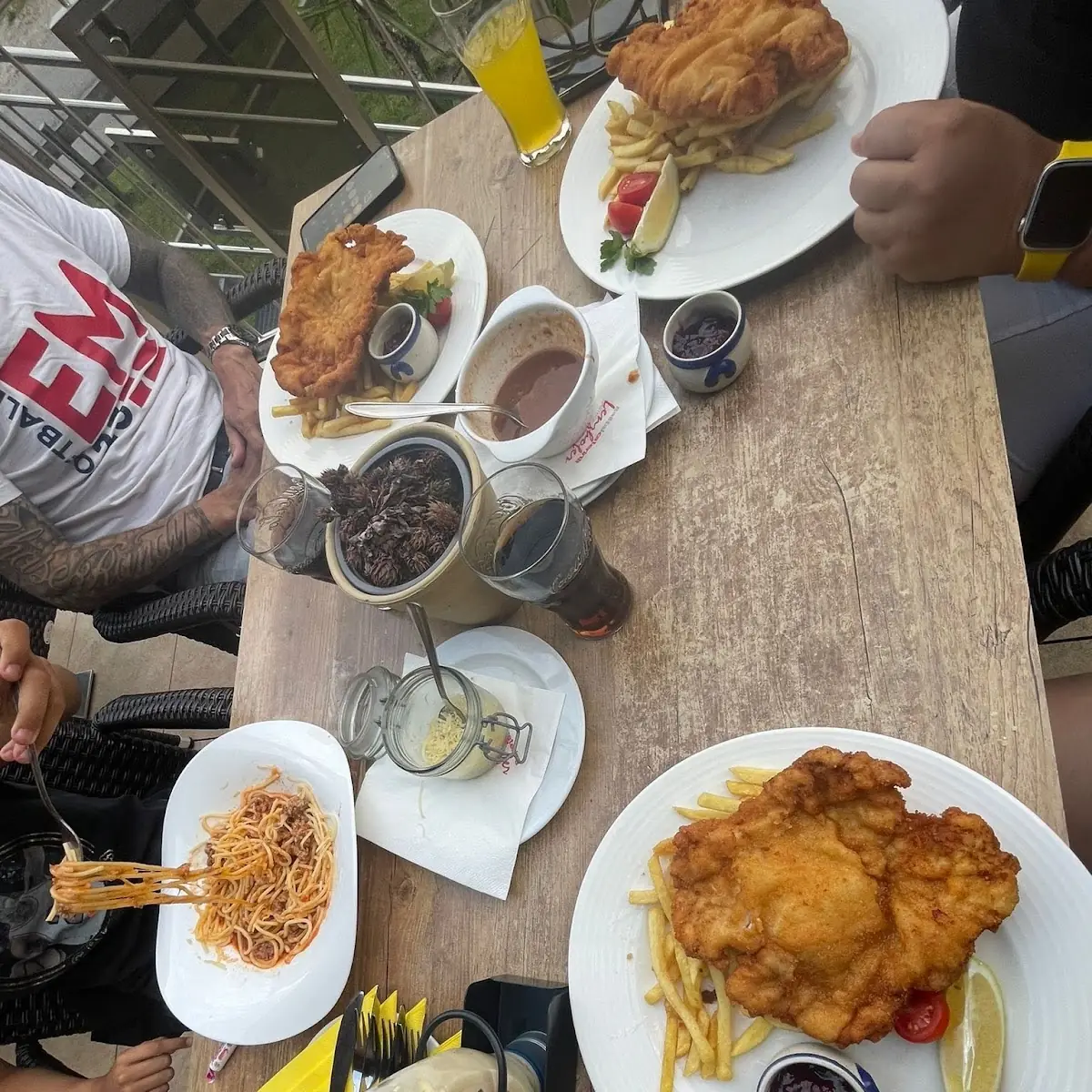 Kinderspaghetti & Schnitzel