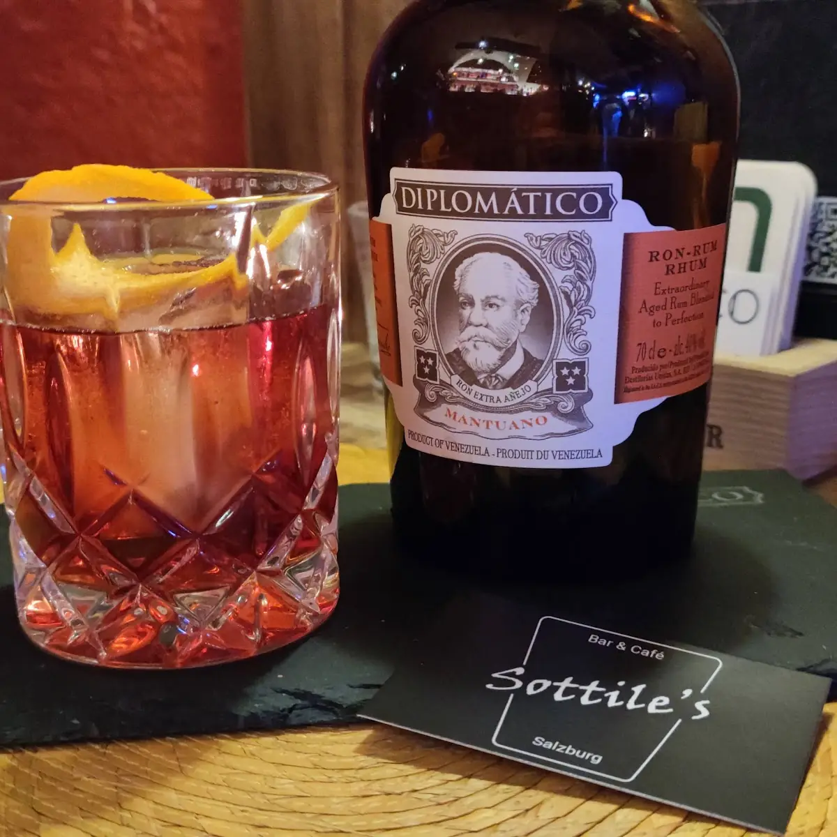 Diplomático Negroni