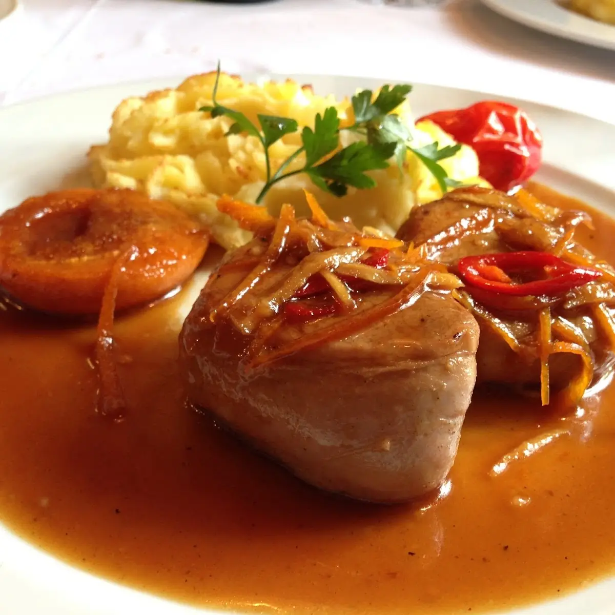 Schweinemedaillons In Orangensauce