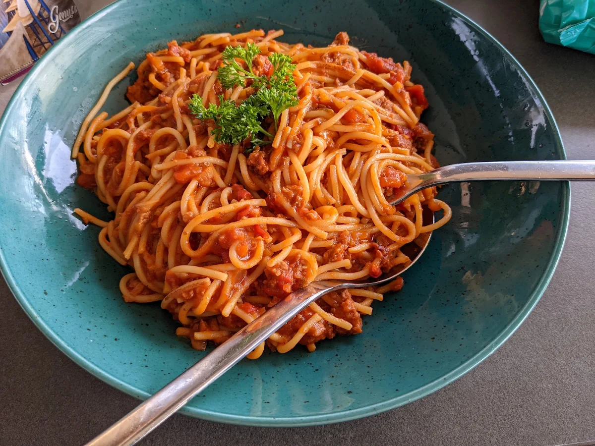 Nudeln Bolognese