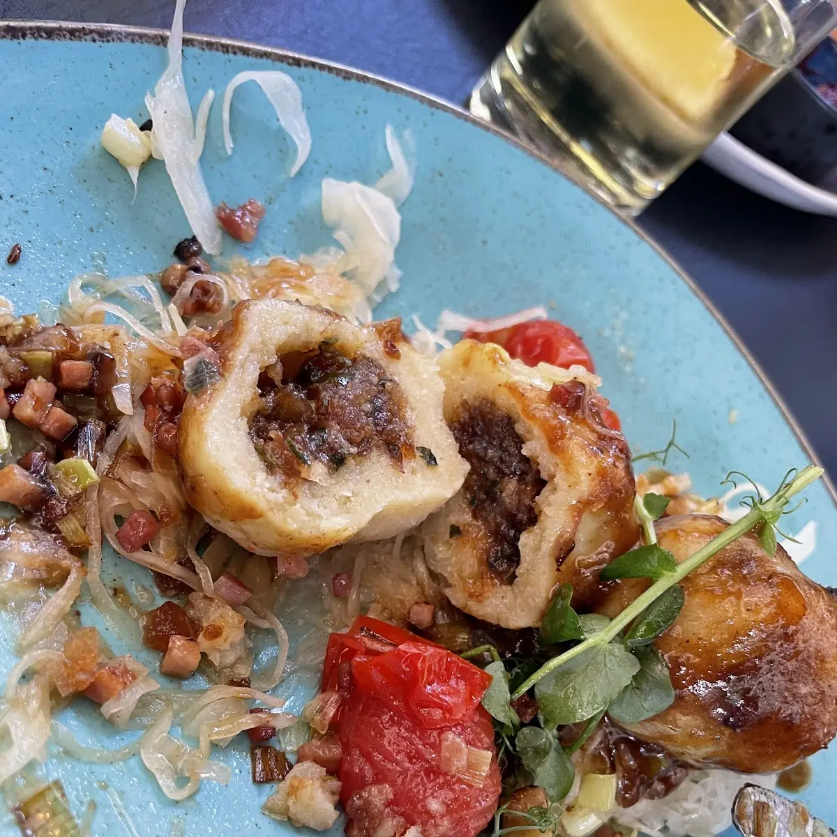 Hausgemachte Grammelknödel