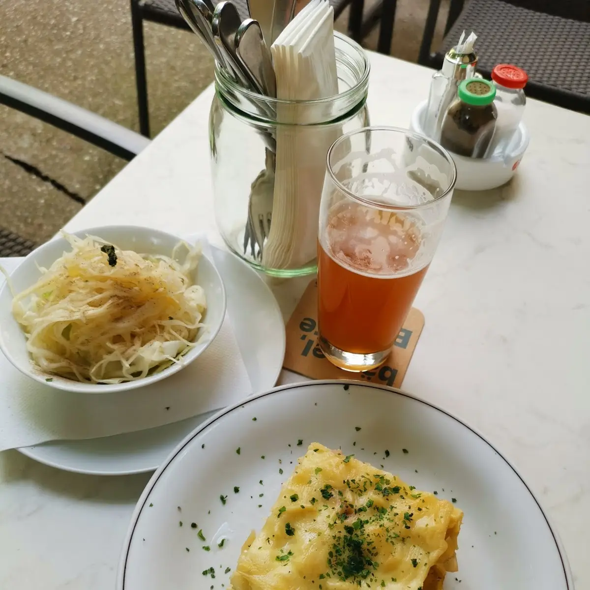 Schinkenfleckerl Überbacken Mit Salat