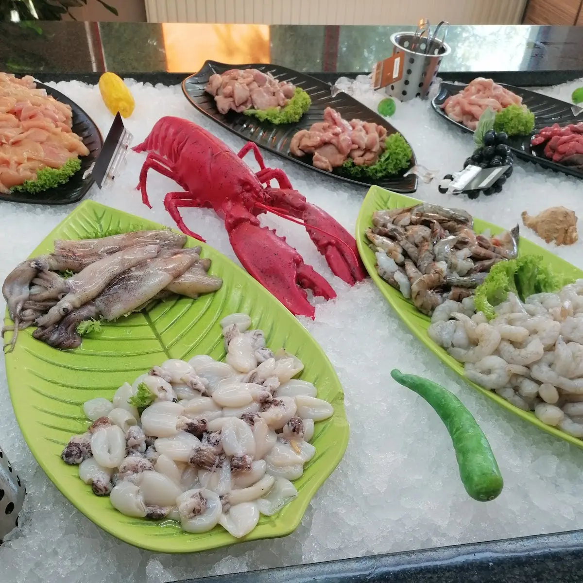 Mittagsmenü Mit Verschiedenen Fisch Arten Muscheln Etc Etc