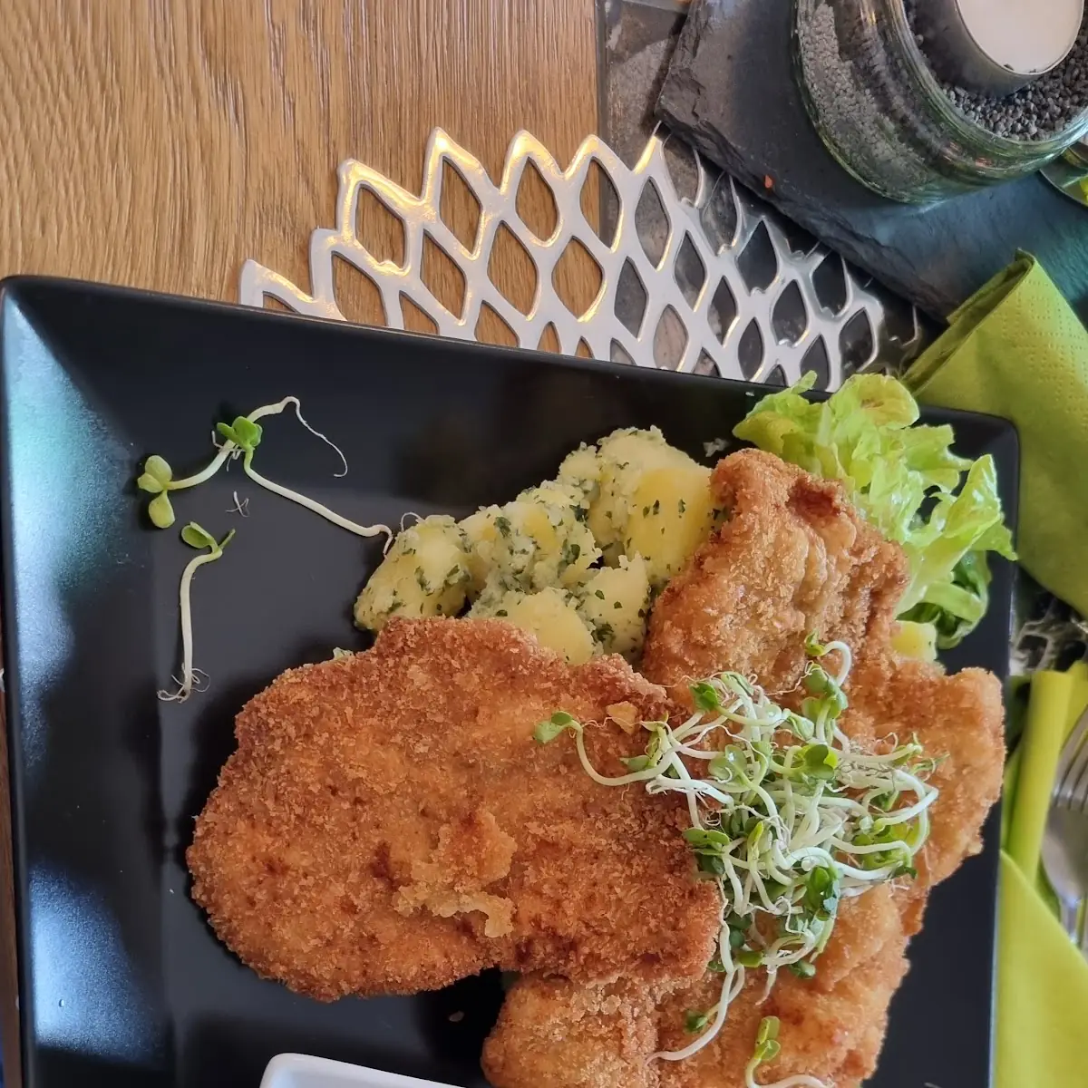 Schnitzel Mit Petersilienkartoffeln