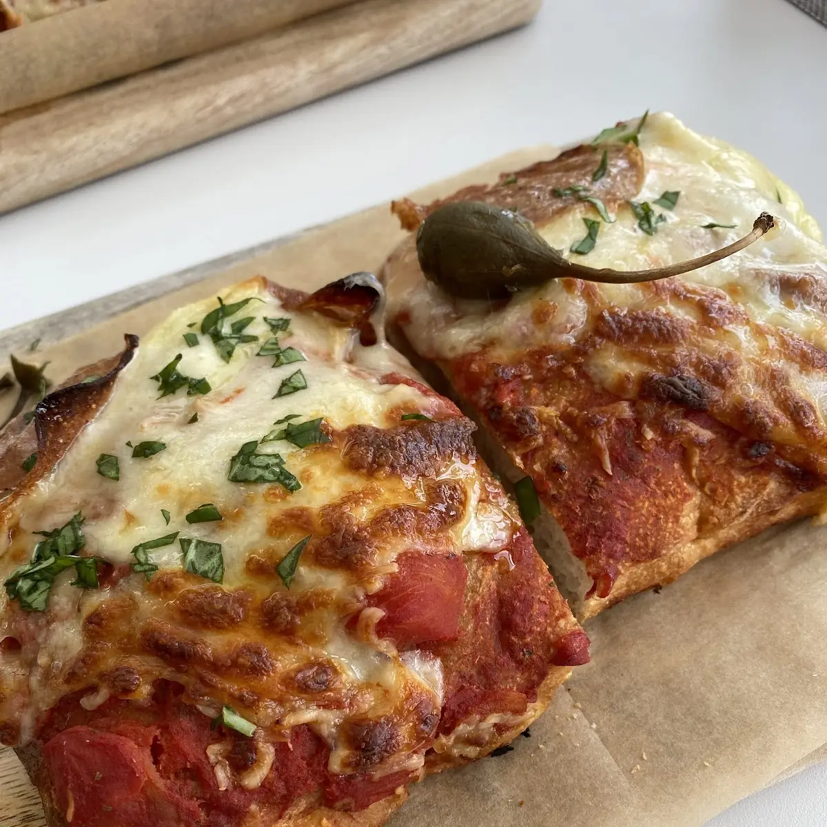 Frische Steirische Pizzen