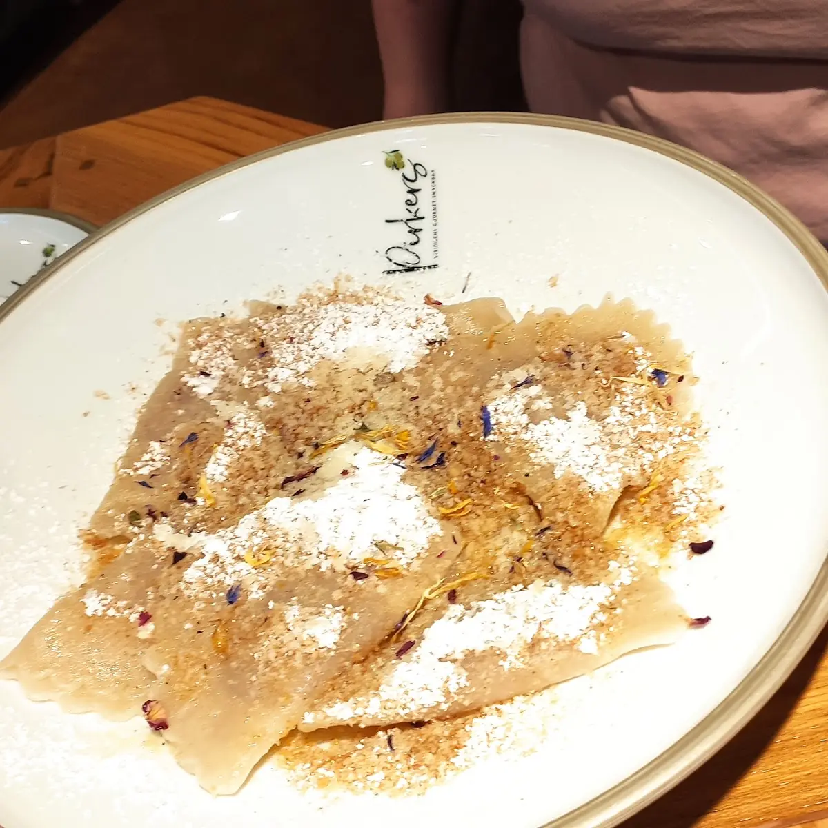 Ofenwarme Marillen Schlutzkrapfen