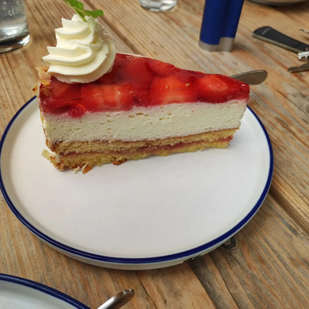 Hausgemachte Erdbeertorte