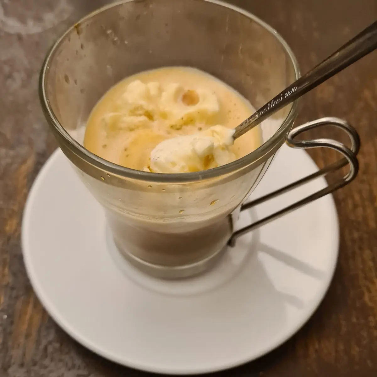 Mokka Mit Einer Kugel Vanilleeis Und Schlag