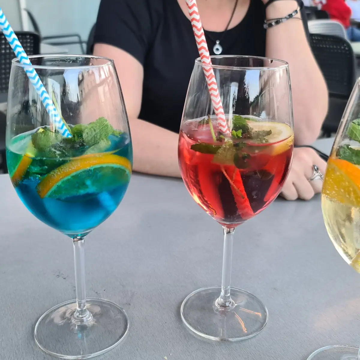 Blue Curacao Spritzer