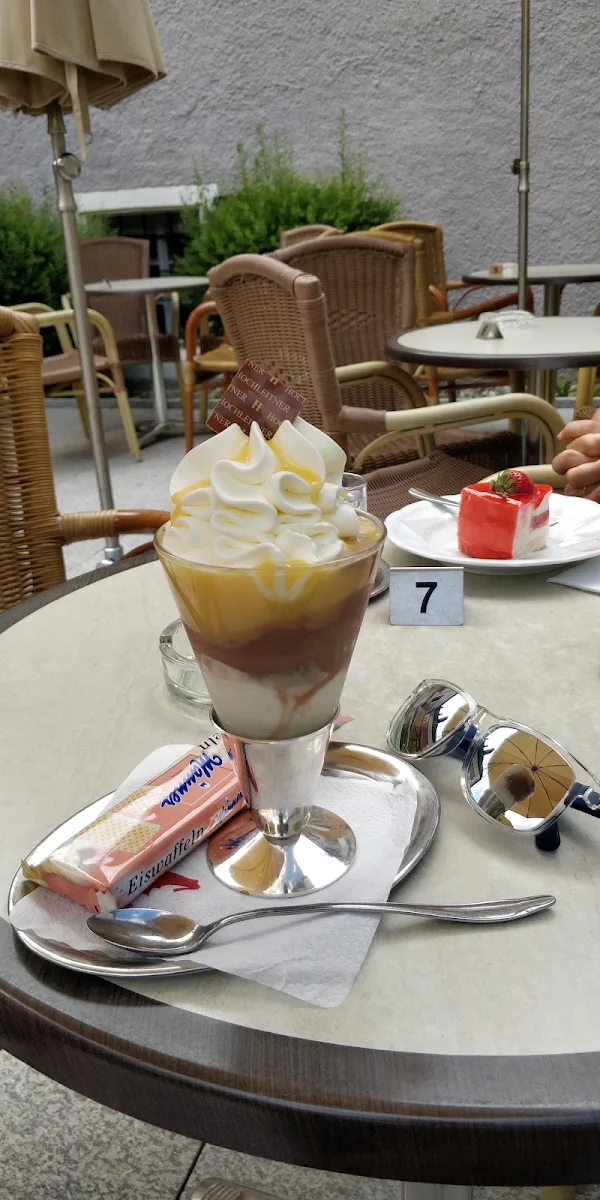 Eierlikörbecher
