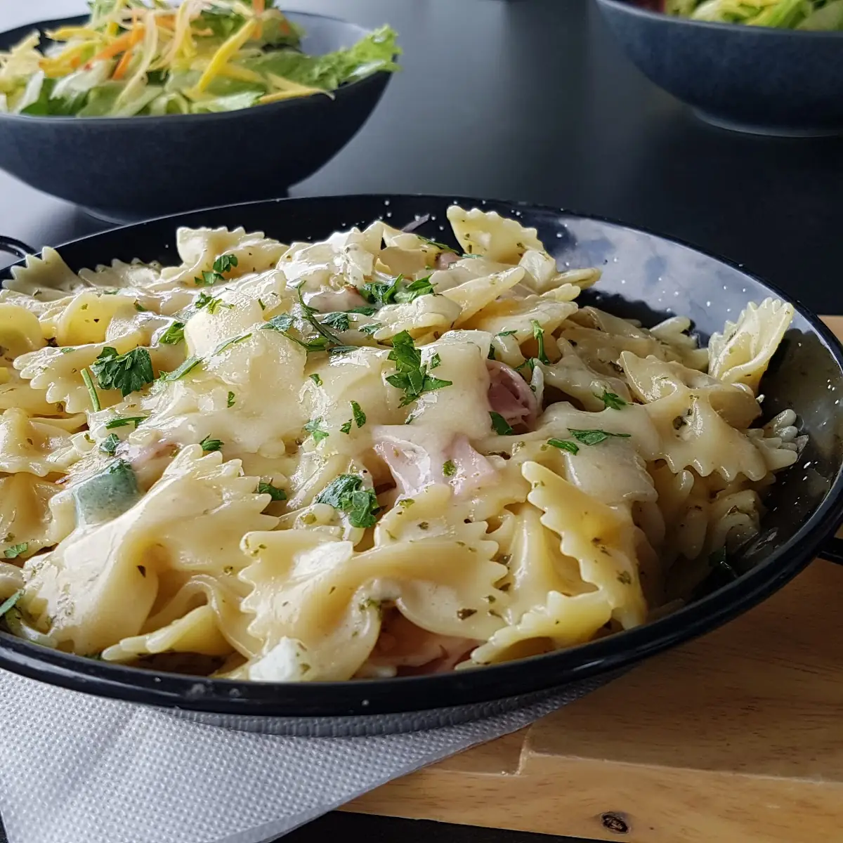 Cremige Schinkenfleckerl