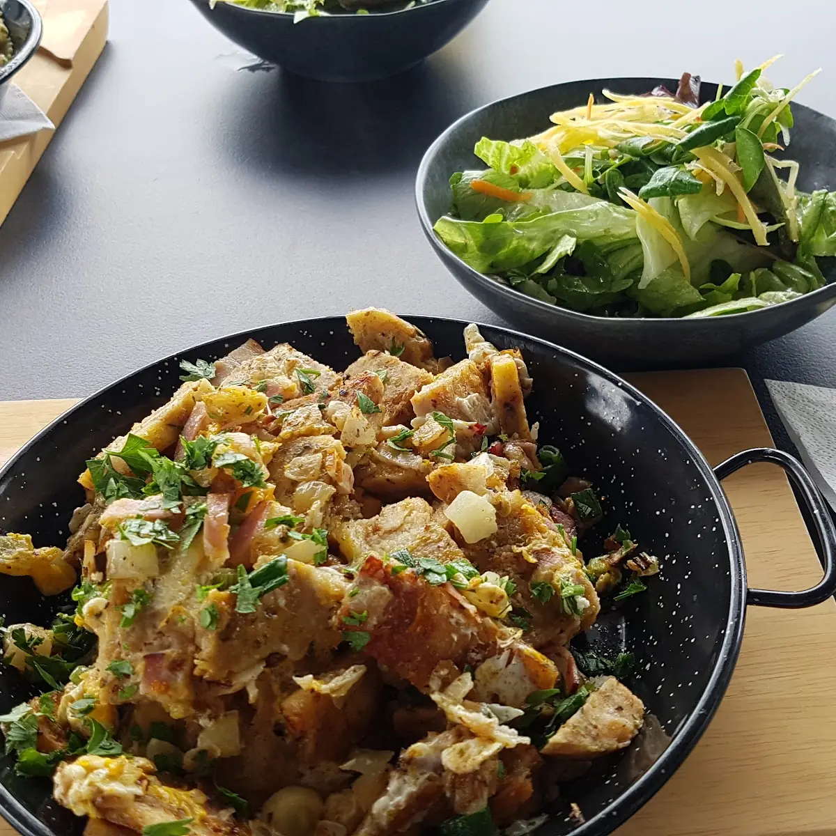 Geröstetes Knödel Mit Ei