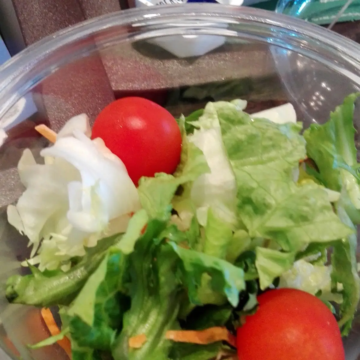Chicken Caesar Salat Mcmenü