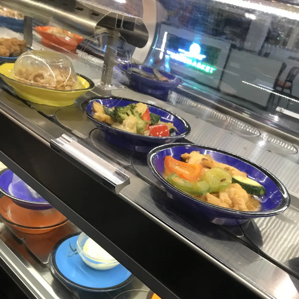 Conveyor Belt Sushi
