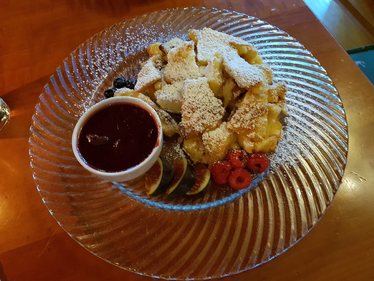 Kaiserschmarrn Mit Zwetschgenröster