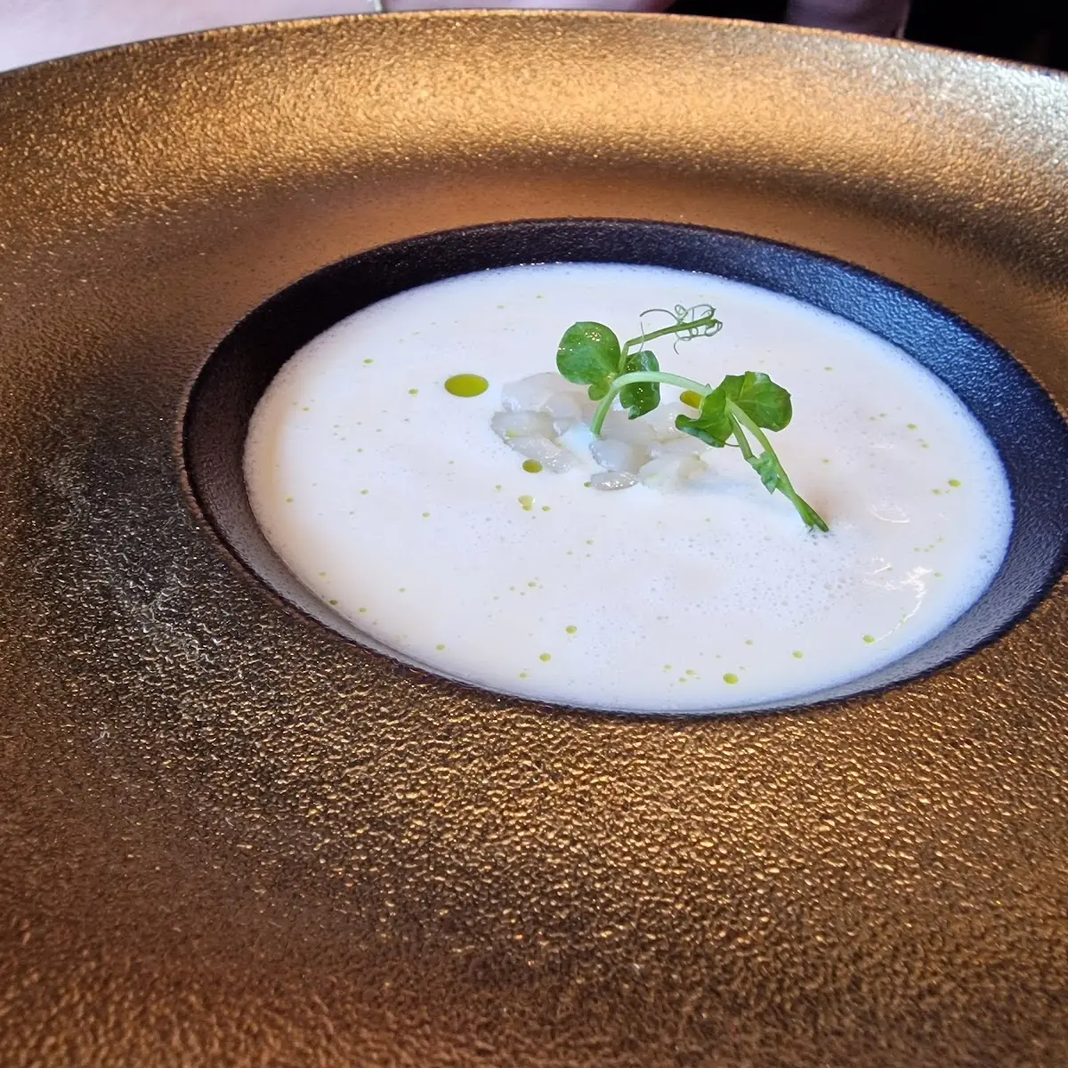 Champagner Chaumsuppe Mit Jakobsmuscheltatar
