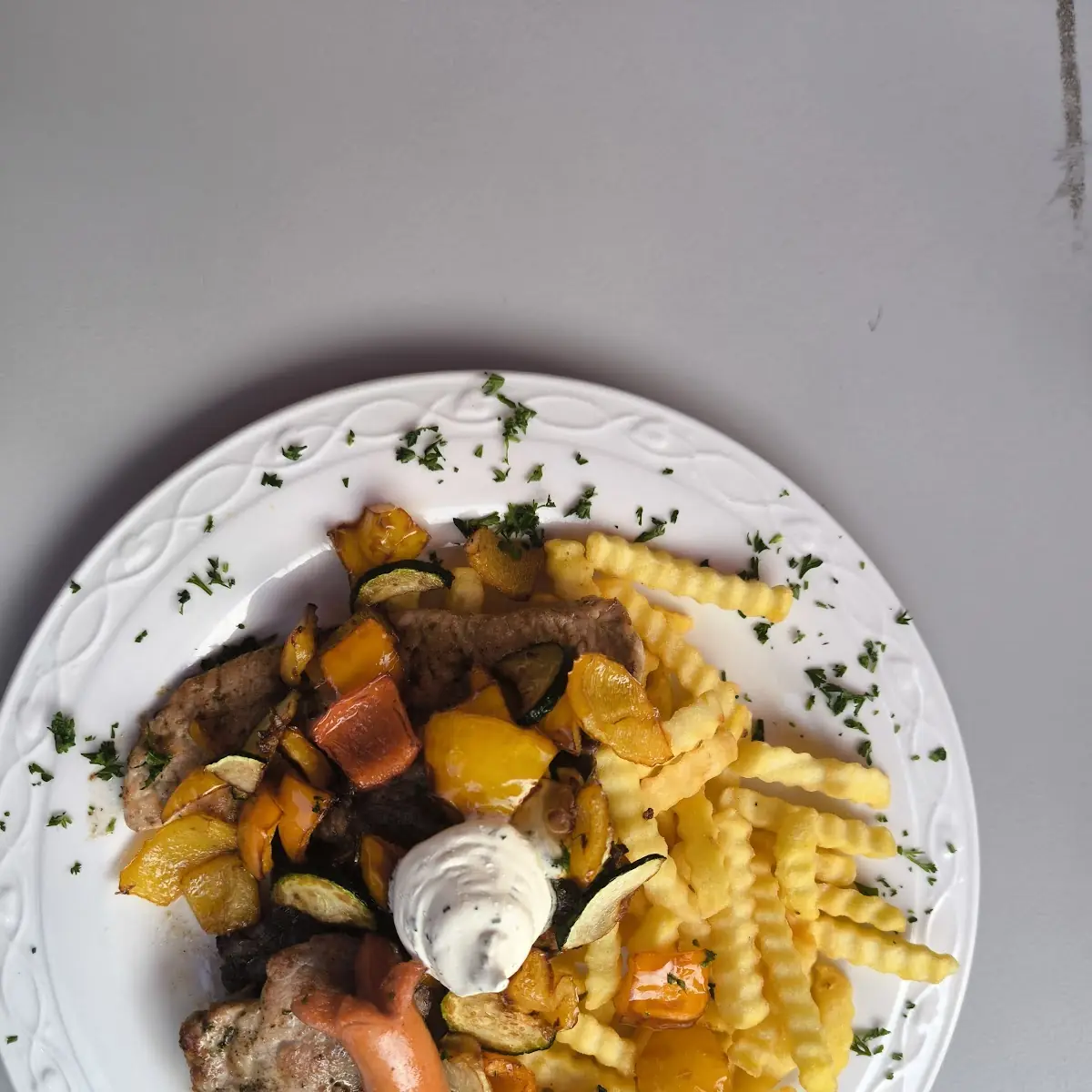 Grillteller Nach Art Des Hauses